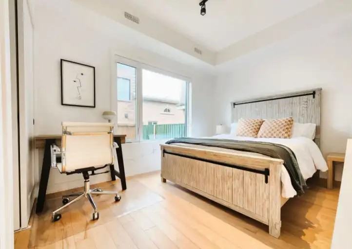 106 Lappin Ave - Photo 4 of 6