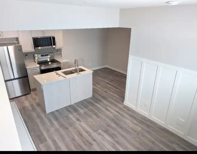 8401 101 Ave #A - Photo 3 of 23