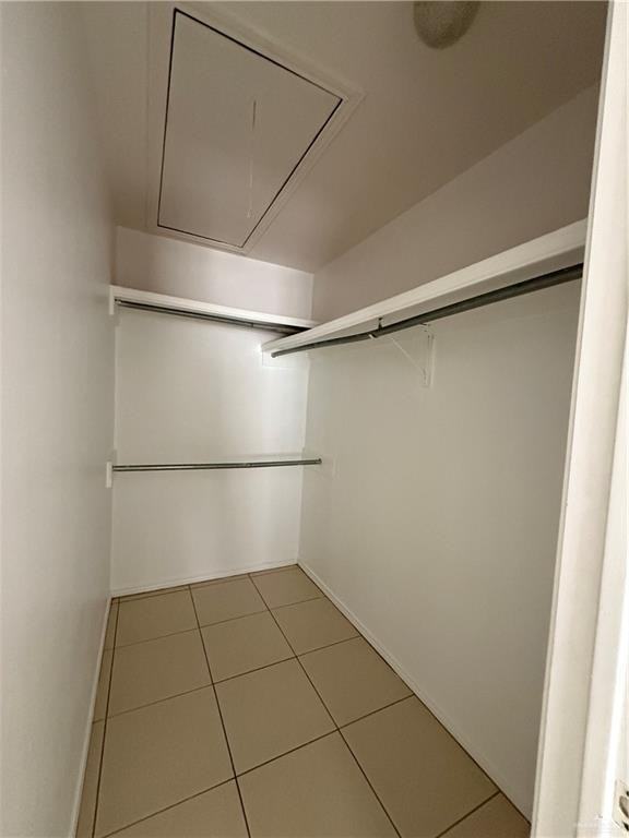 904 Lexington Cir - Photo 6 of 8