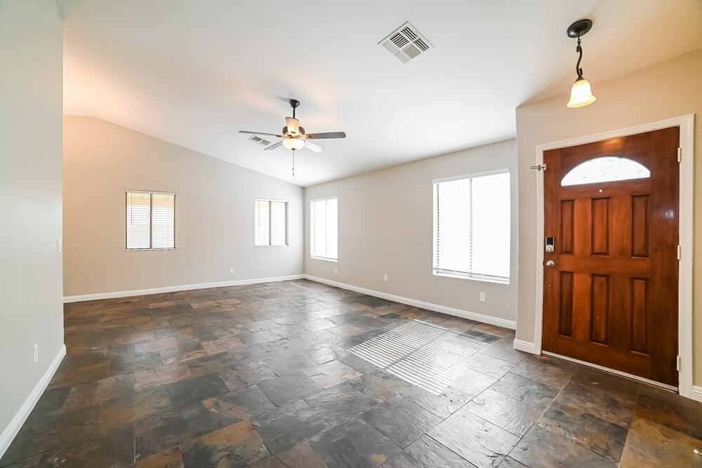 11345 W Loma Blanca Dr - Photo 4 of 16