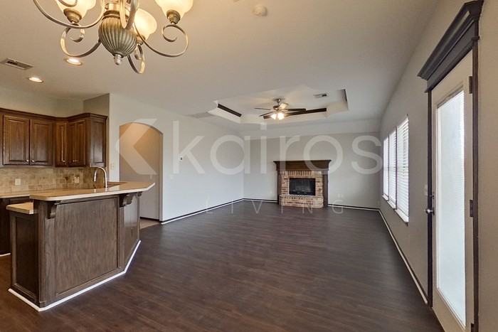 4804 Doe Run Dr - Photo 5 of 22