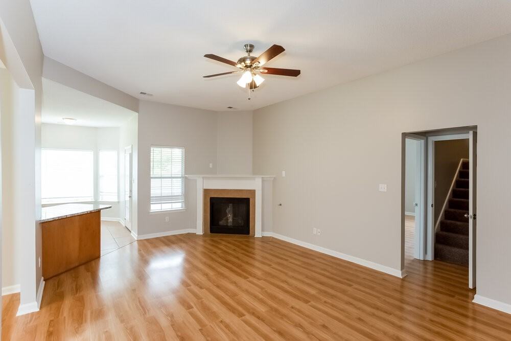 9186 Tahoe Dr - Photo 5 of 17