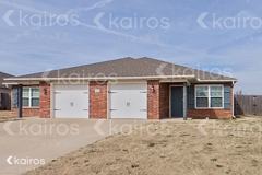 5000 E Thomas St #B - Photo 1 of 1