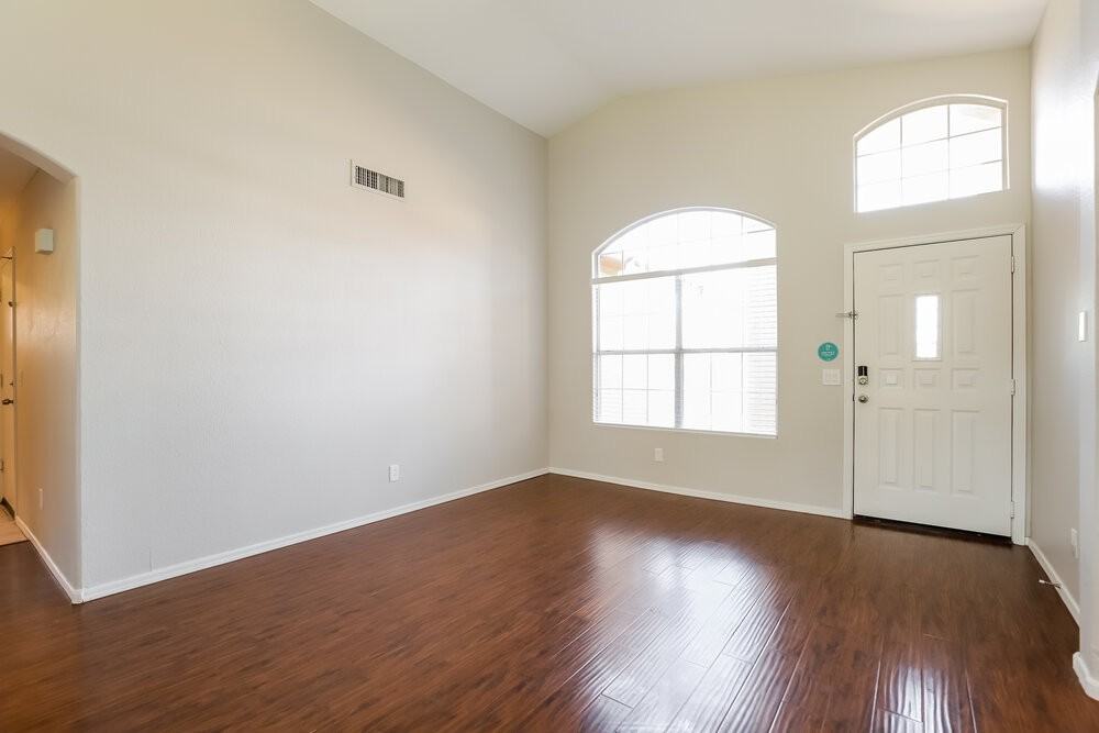 4351 E Baywood Ave - Photo 3 of 16