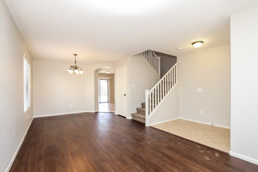 2501 W Oberlin Way - Photo 4 of 15