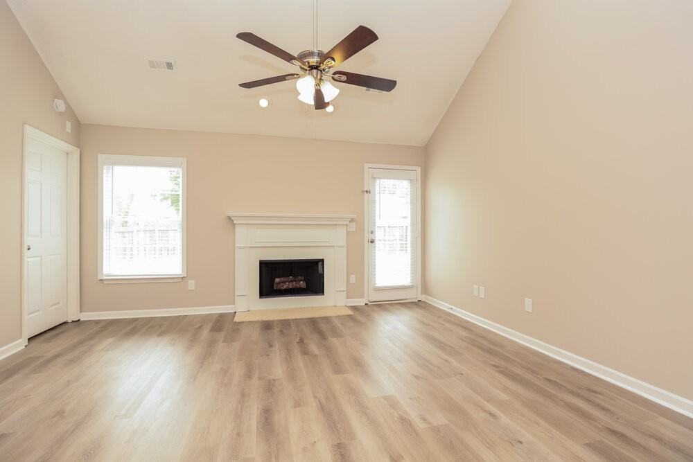 3012 Deer Trail Dr - Photo 4 of 16