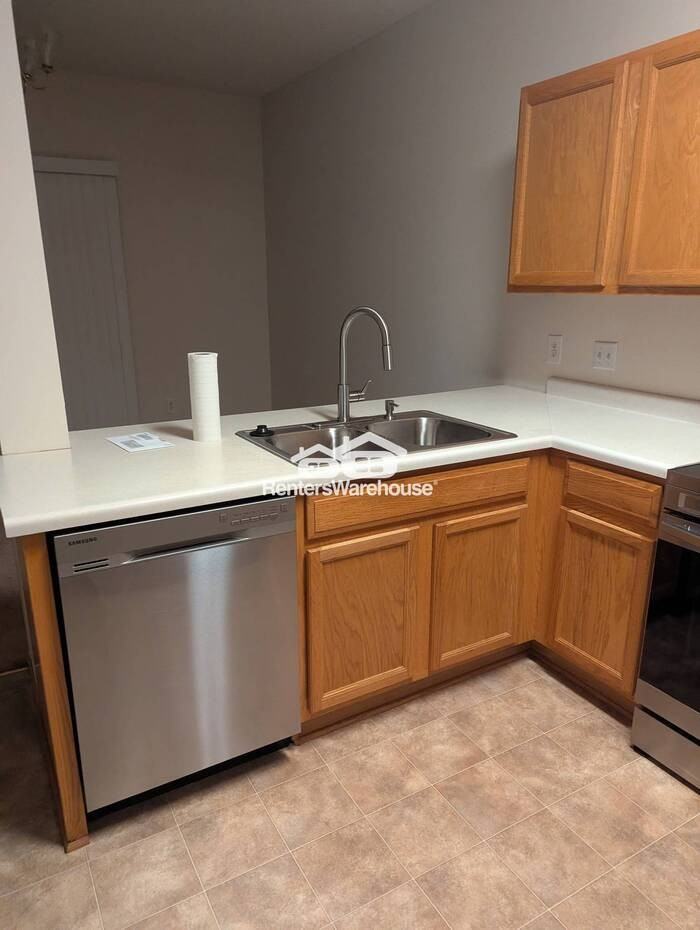 17580 Haralson Dr - Photo 3 of 17