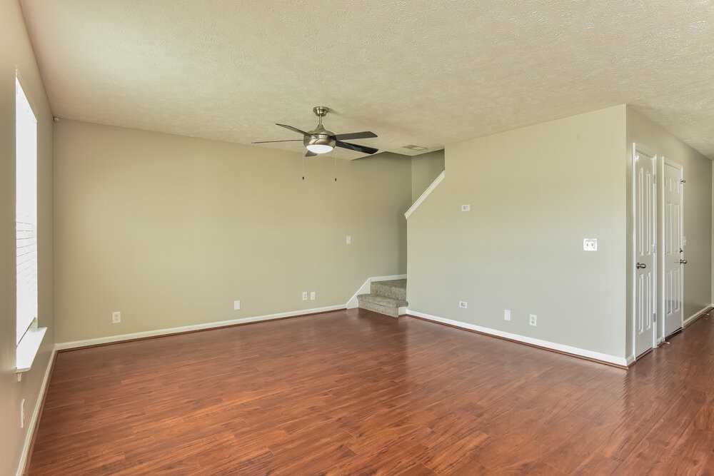 105 Meigs Dr - Photo 6 of 17