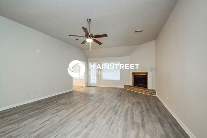 4927 Bradfield Run - Photo 5 of 17