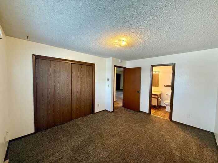 332 Terri Dr #6 - Photo 5 of 11