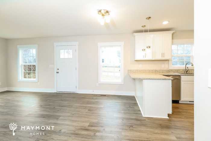 1511 Hollyleaf Ave - Photo 7 of 16