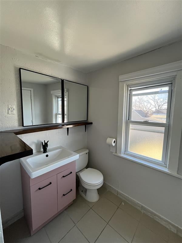 4639 Adkins Ave - Photo 7 of 9