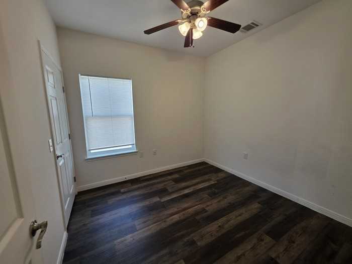 6119 Lacey Oak Dr - Photo 7 of 14