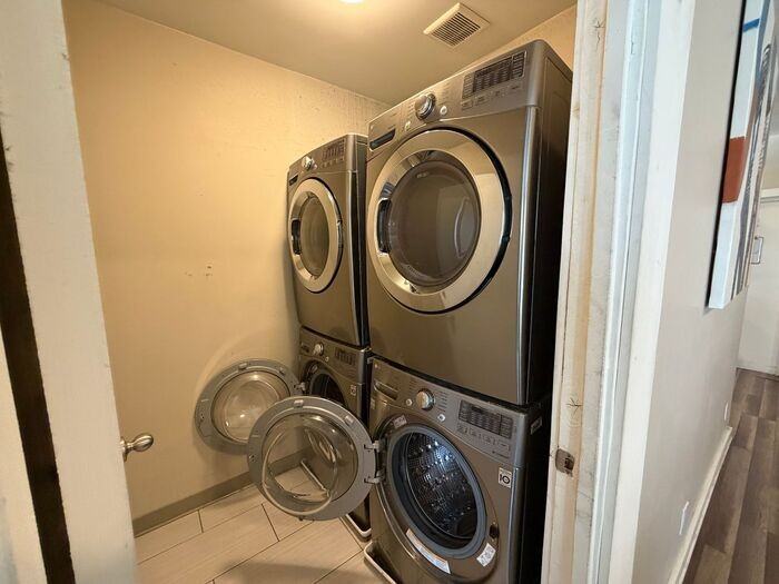 527 Nevada St #1 - Photo 5 of 24