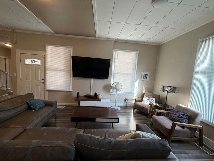 527 Nevada St #1 - Photo 7 of 24