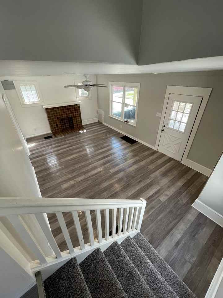 430 Wayne Ave #1 - Photo 2 of 5