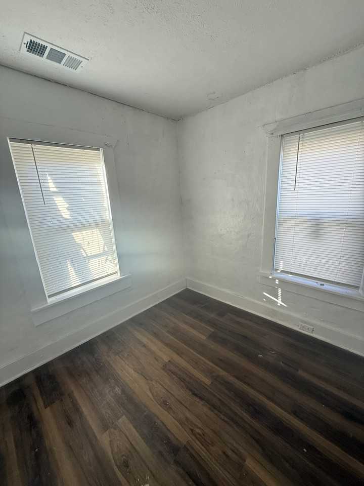 445 Southport Rd #1 - Photo 2 of 4