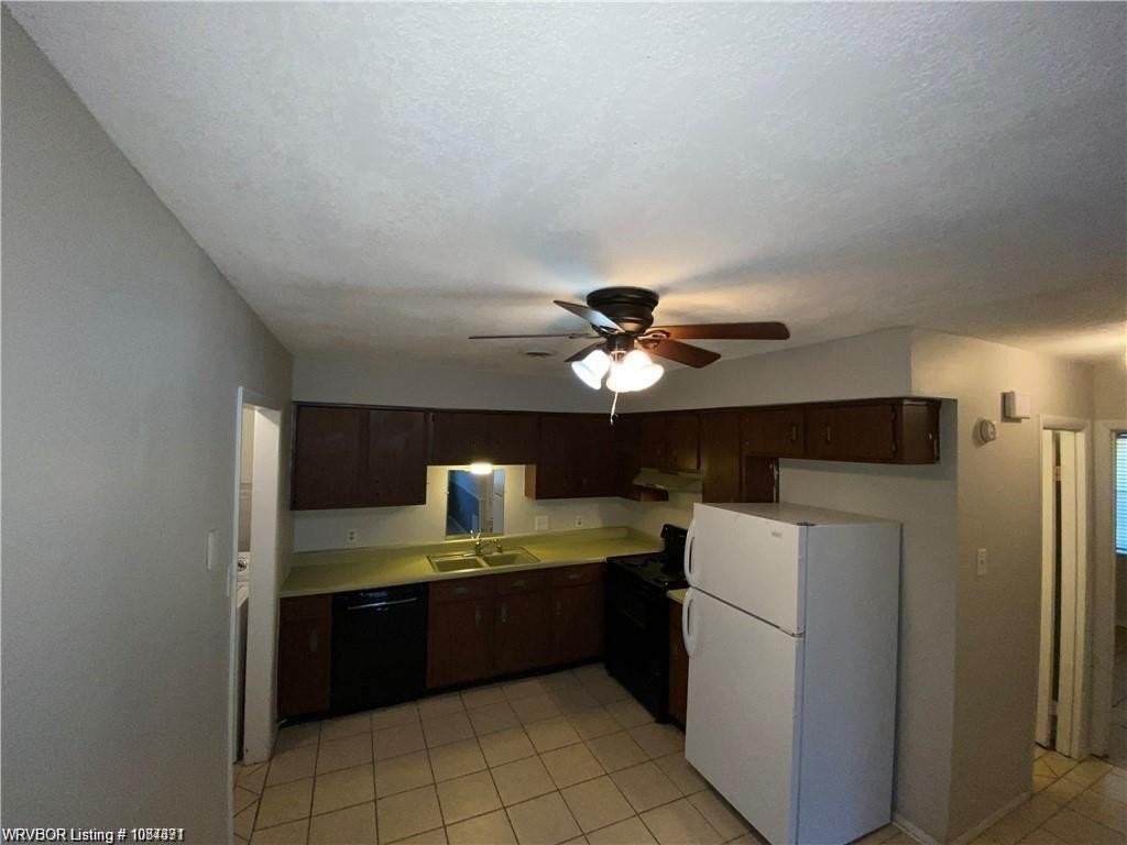 2808 Grinnell Ave - Photo 3 of 11