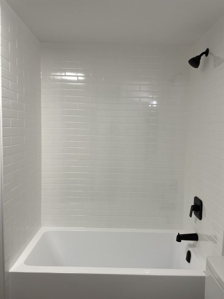 21228 43A Avenue - Photo 3 of 15