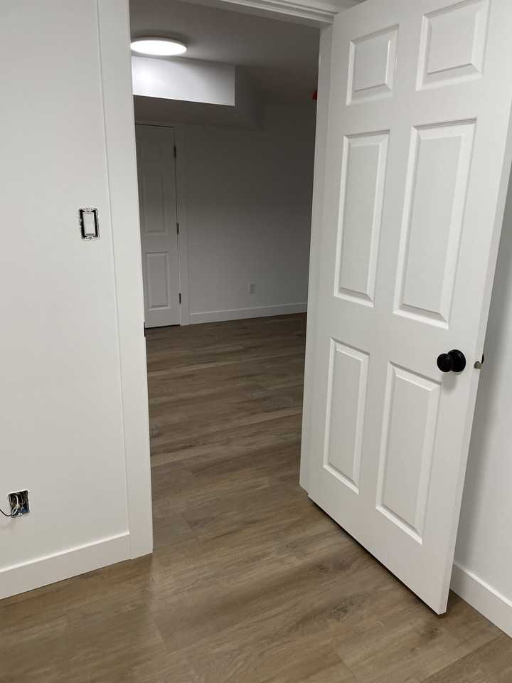 21228 43A Avenue - Photo 6 of 15