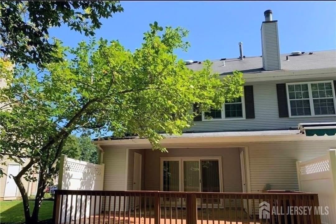 24 Albury Way - Photo 5 of 11