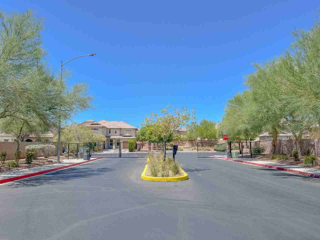 5646 Saint Elias St #1 - Photo 3 of 50