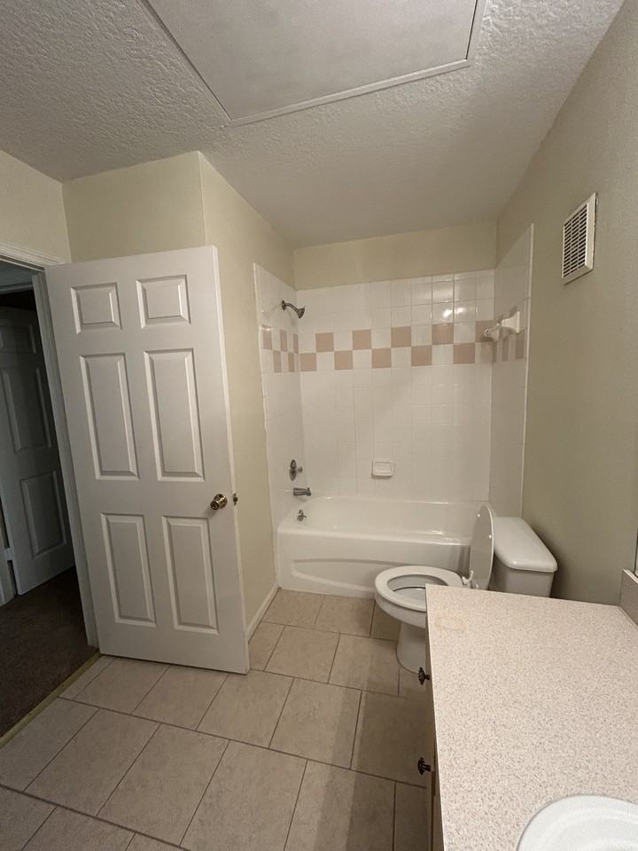 6596 Swissco Drive - 1524APT. 1524 #1524 - Photo 6 of 12