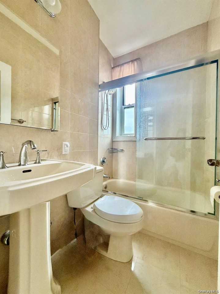 111 7th St Apt 410 - Photo 6 of 7