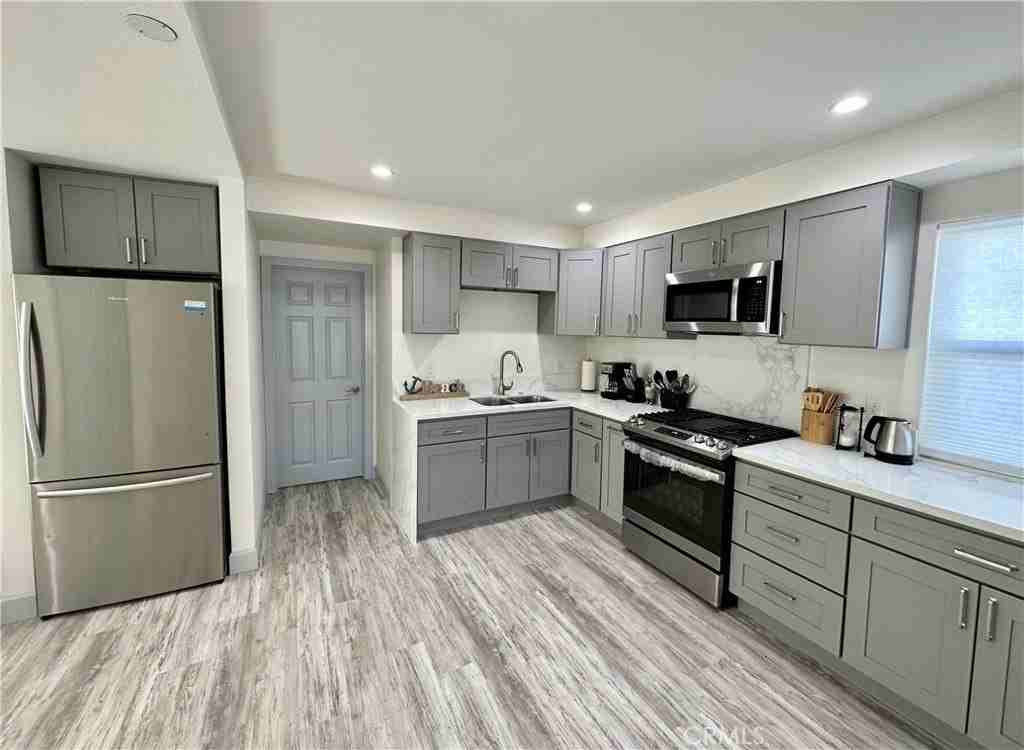 116 Avenida Calafia #101 - Photo 6 of 28