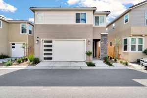 featured image of 1116 Encore Way W #1