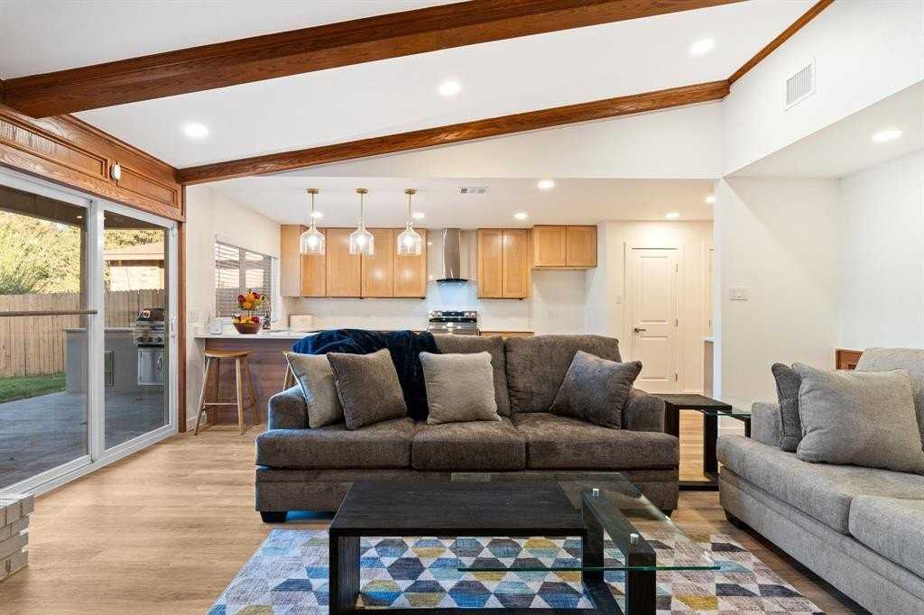 8629 Baumgarten Dr - Photo 4 of 33