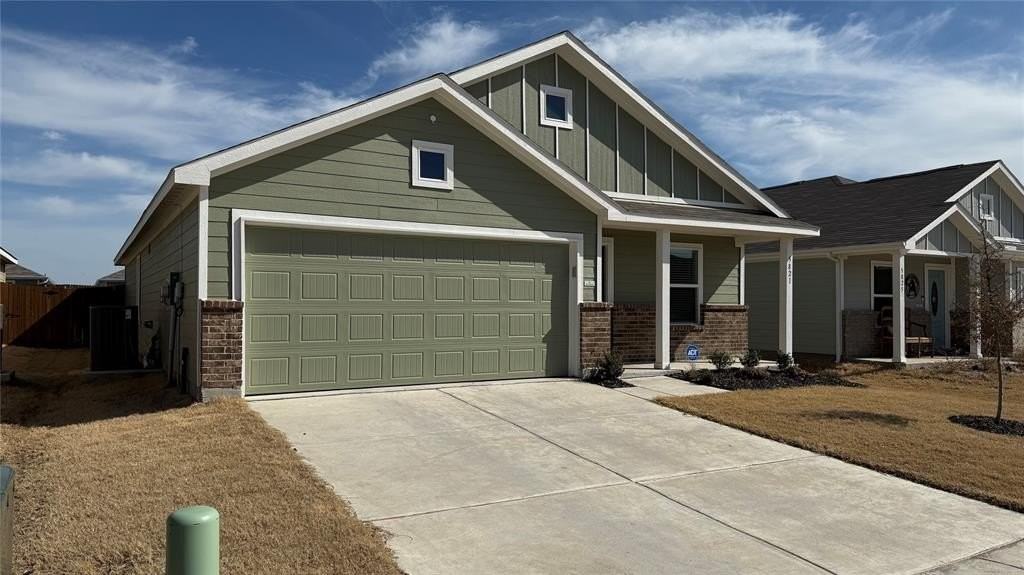 5821 Cherry Hollow Way - Photo 2 of 21