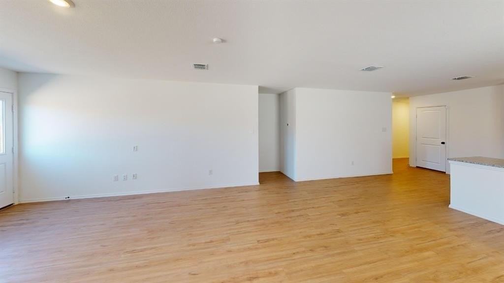 5821 Cherry Hollow Way - Photo 7 of 21