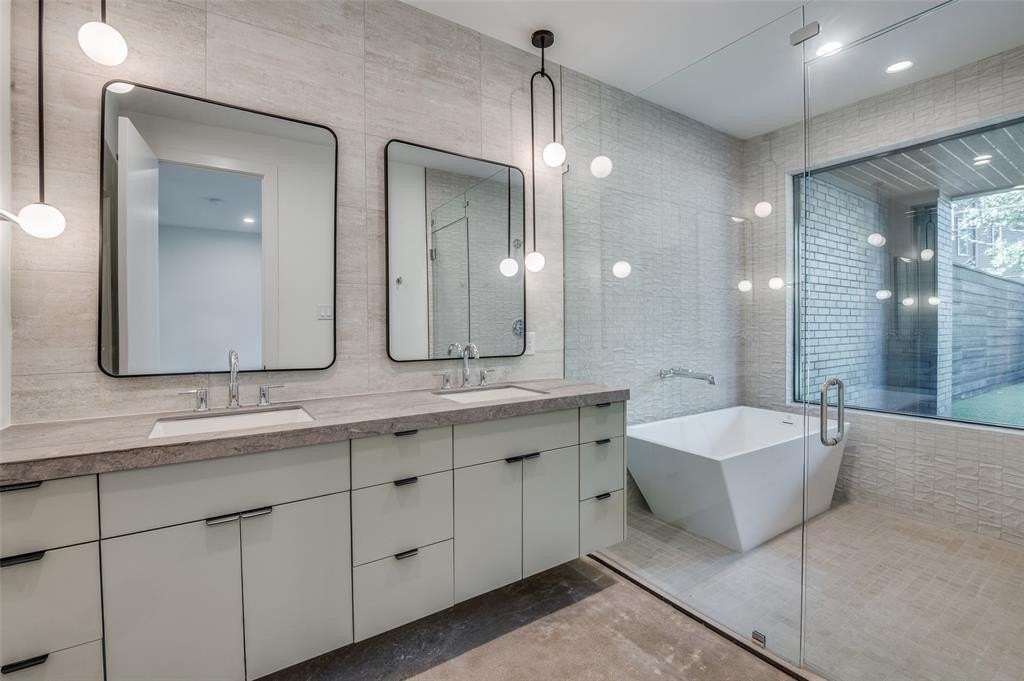 4525 Weldon St - Photo 4 of 40