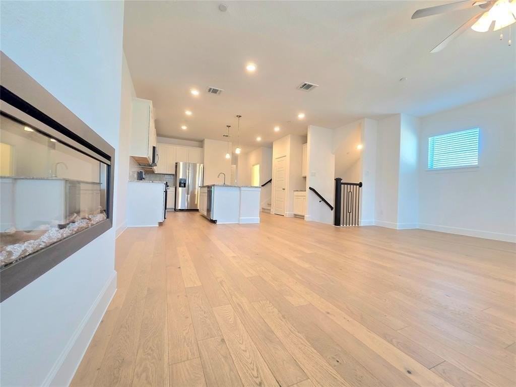 7901 Sunset Blvd - Photo 3 of 23