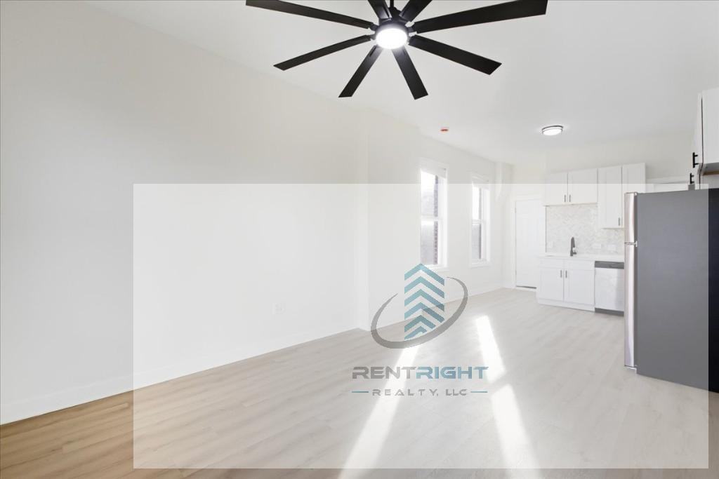 1322 W Ohio St #2R - Photo 2 of 11