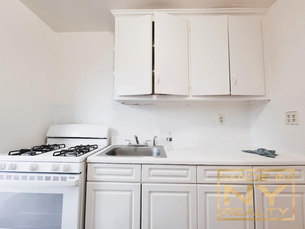 13905 85th Dr #5F - Photo 2 of 9