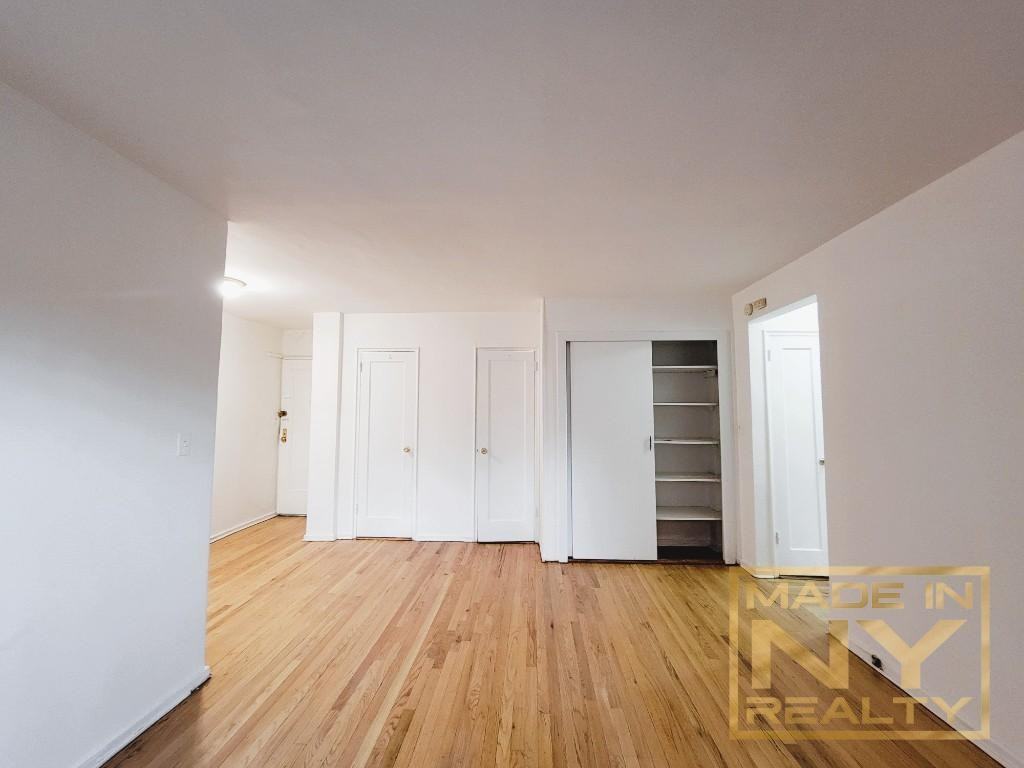 13905 85th Dr #5F - Photo 6 of 9