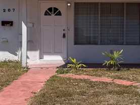 207 Ne 16th Ave - Photo 1 of 1