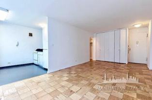 E 46th St #12V - Photo 1 of 1