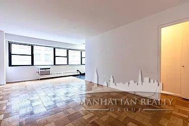 E 46th St #12V - Photo 3 of 6