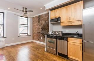 E 9th St #10 - Photo 1 of 1