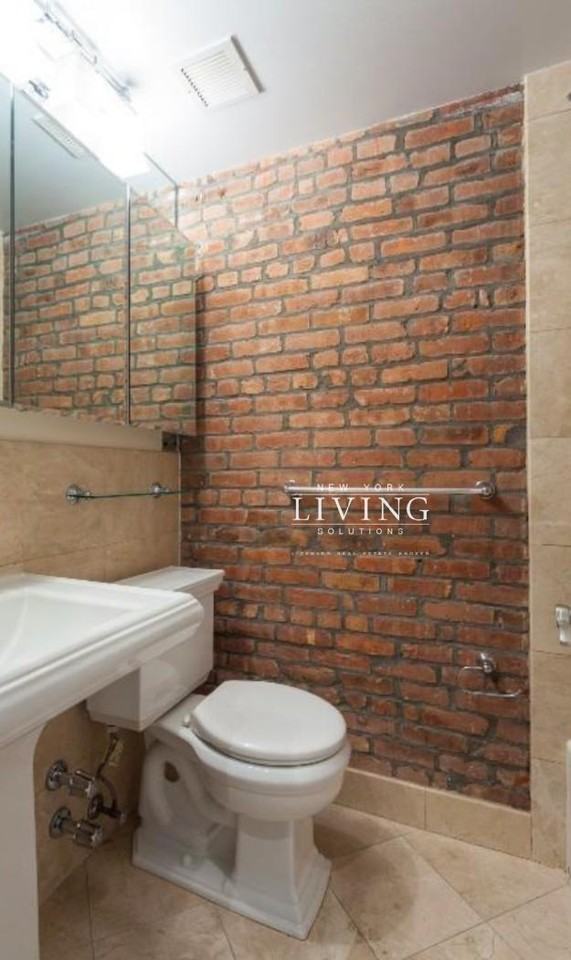 E 5th St #A - Photo 3 of 4