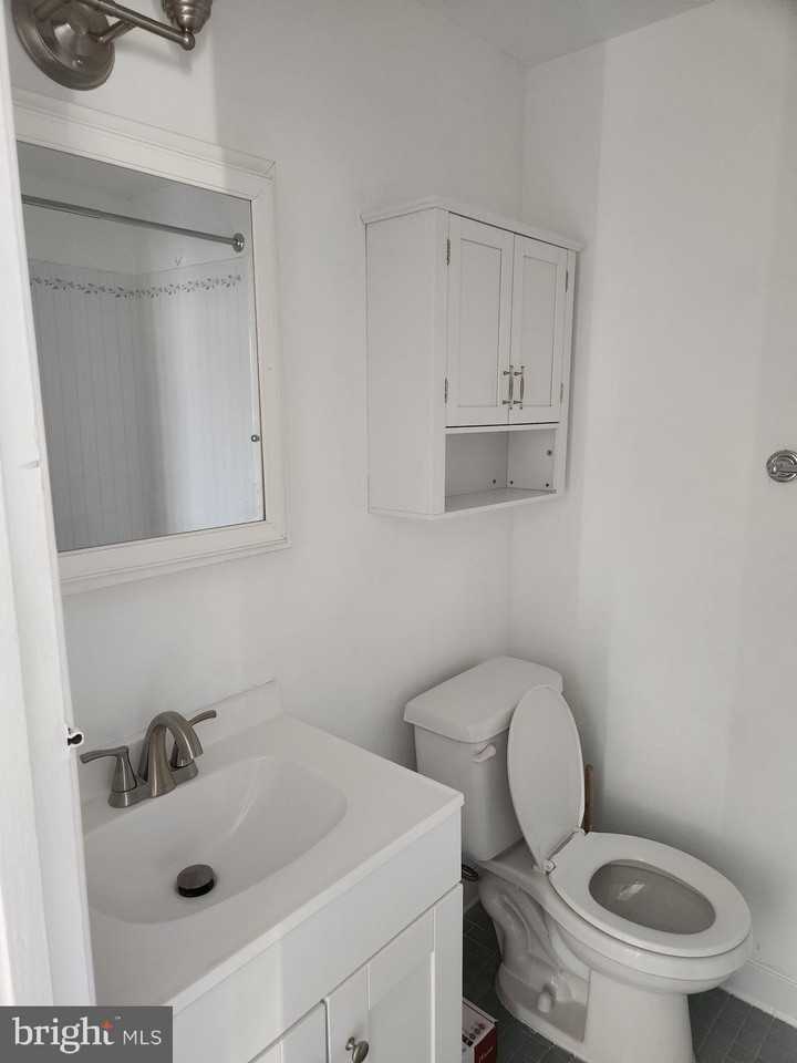 626 S 10th St Apt 3 - Photo 7 of 16