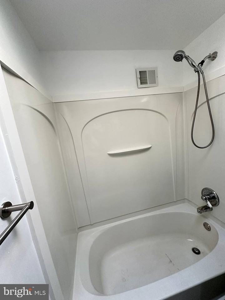 3125 Belgreen Ter - Photo 6 of 50