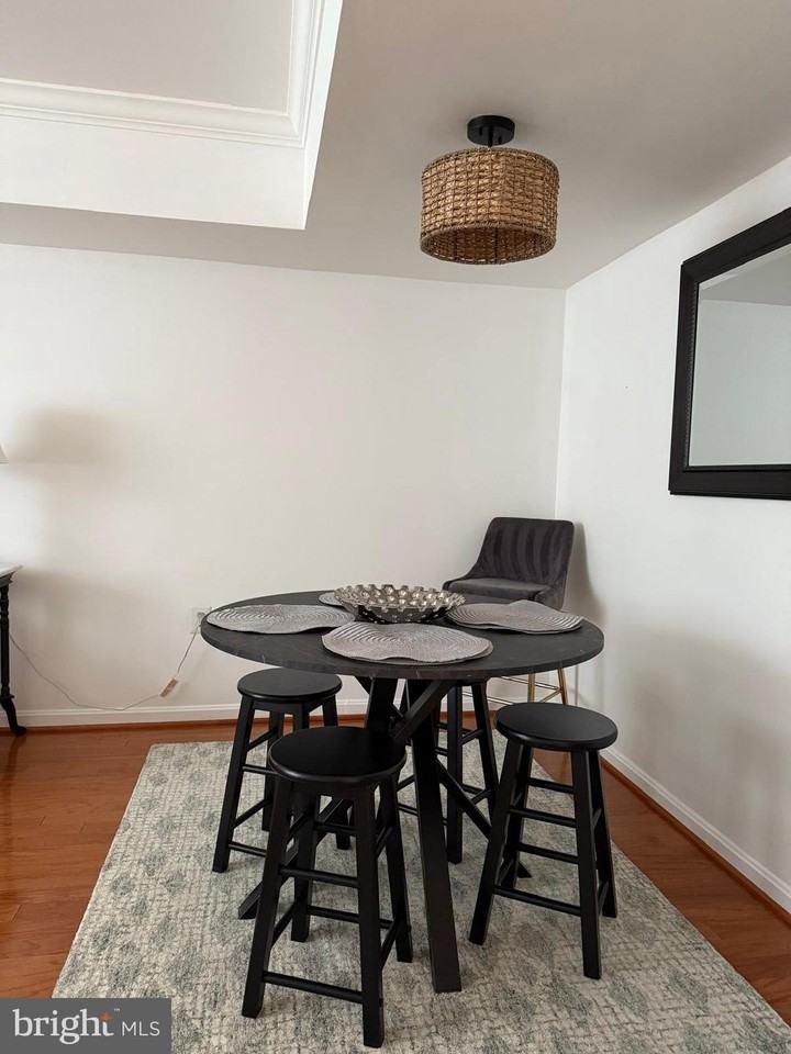 5934 Mayflower Ct - Photo 6 of 21