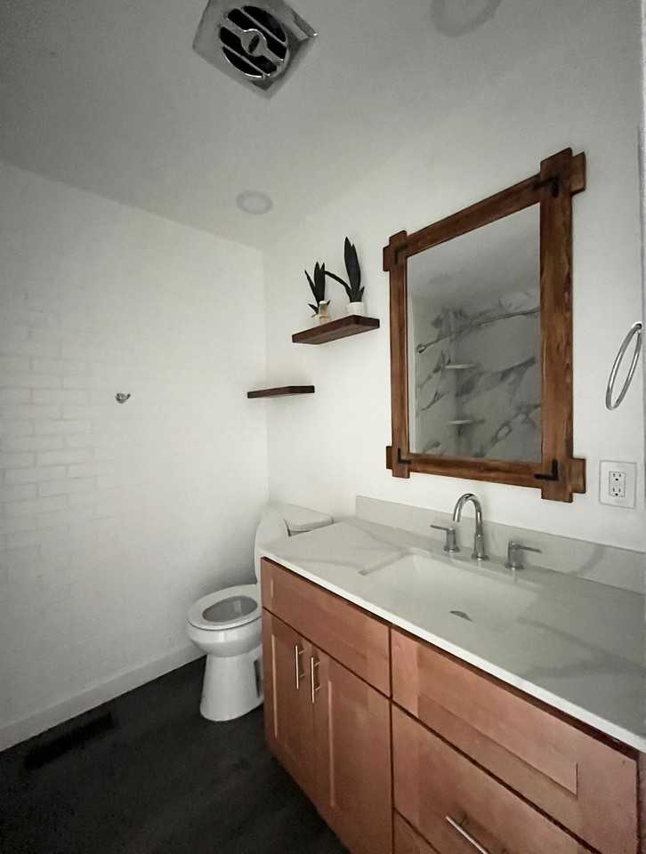 2091 Ne - Photo 4 of 12