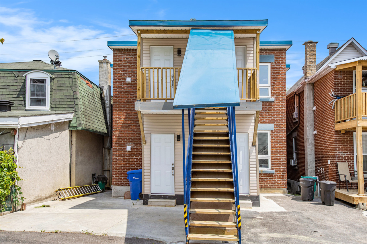 256-258 Park Street Fourplex - Photo 2 of 5