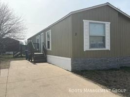 featured image of 1909 S Anna St #3