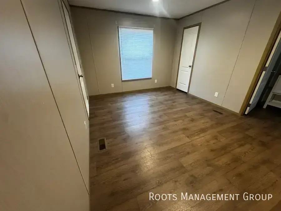 119 Connie Ct #119C - Photo 4 of 9